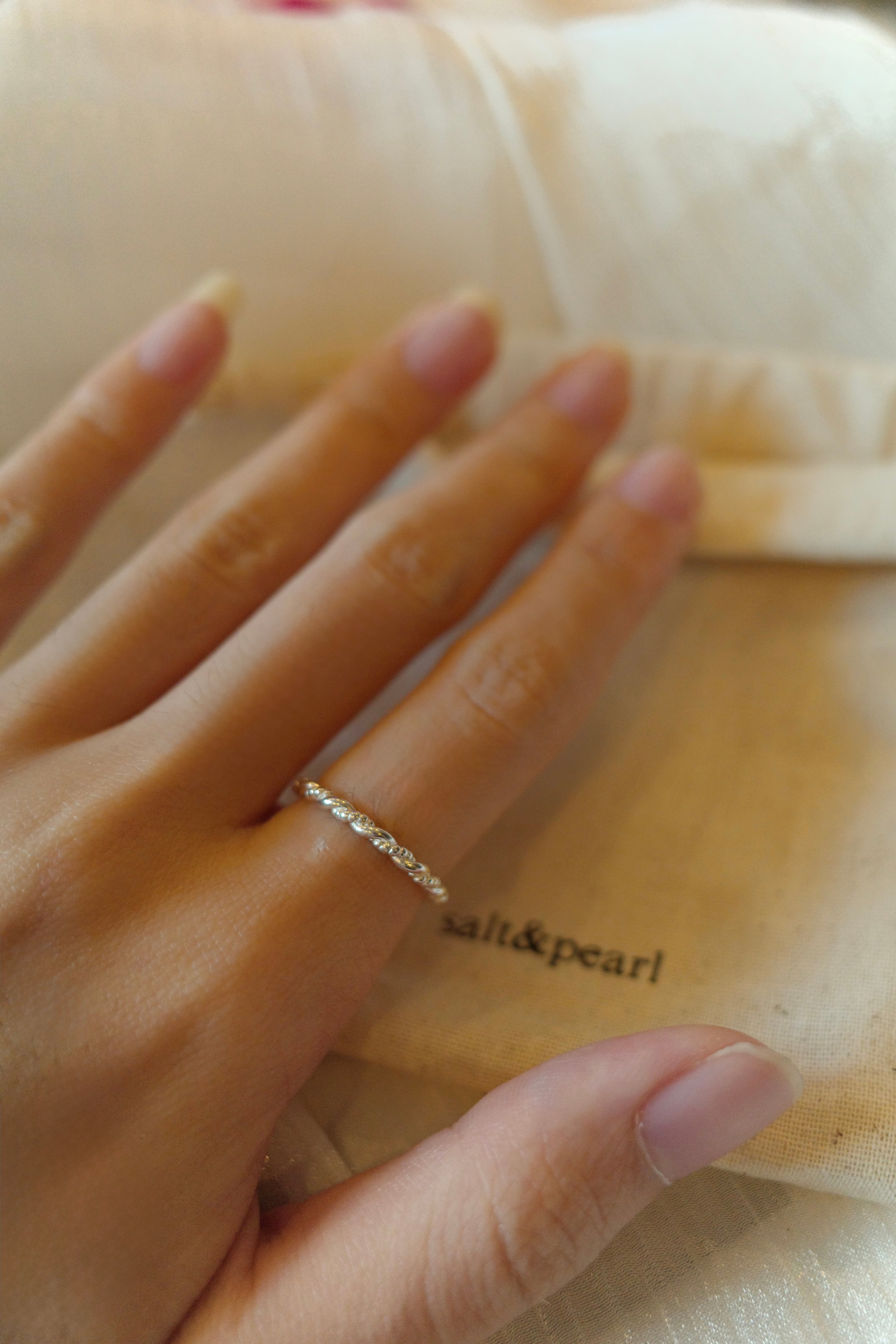 [925 Silver] Braided Loop Ring